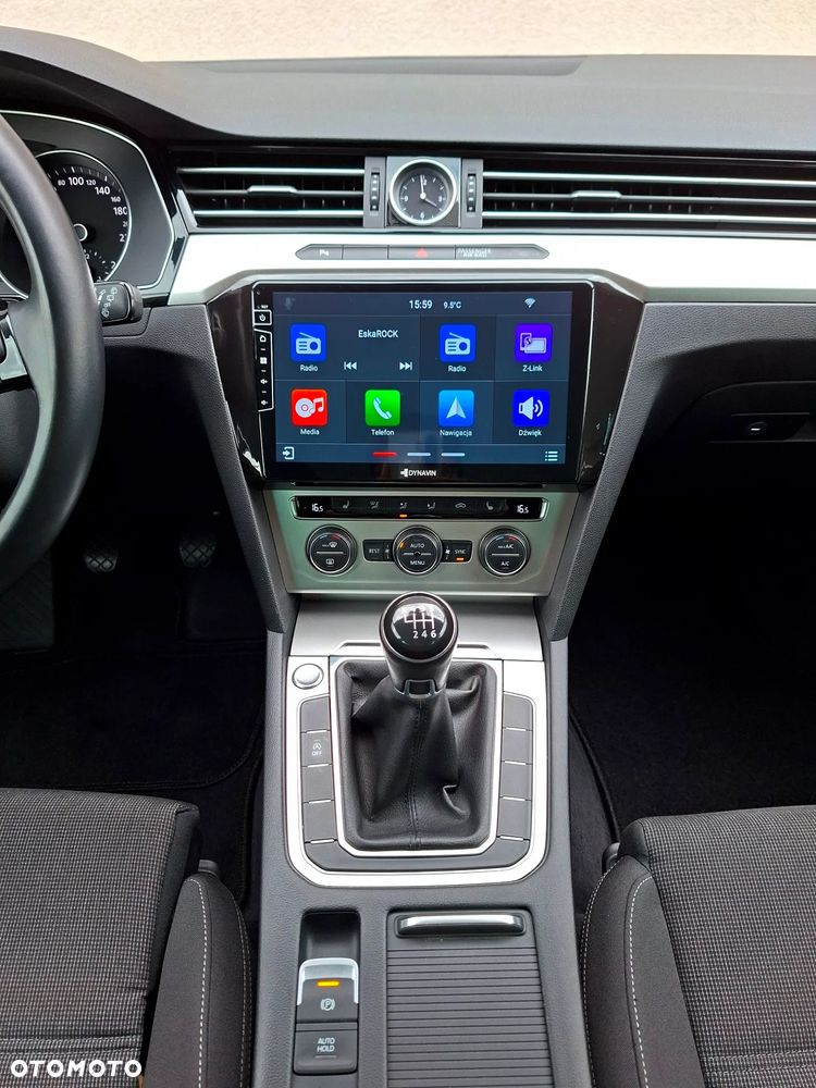 Volkswagen Passat - 29