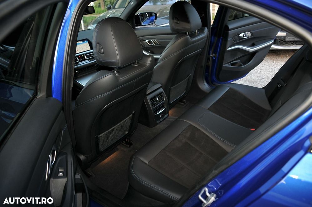 BMW Seria 3 320d xDrive AT MHEV - 14