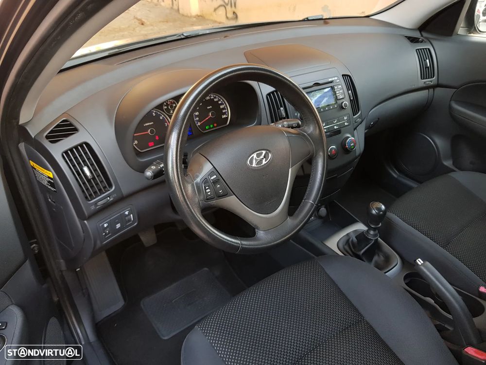 Hyundai i30 CW 1.4 CVVT Blue Comfort - 37