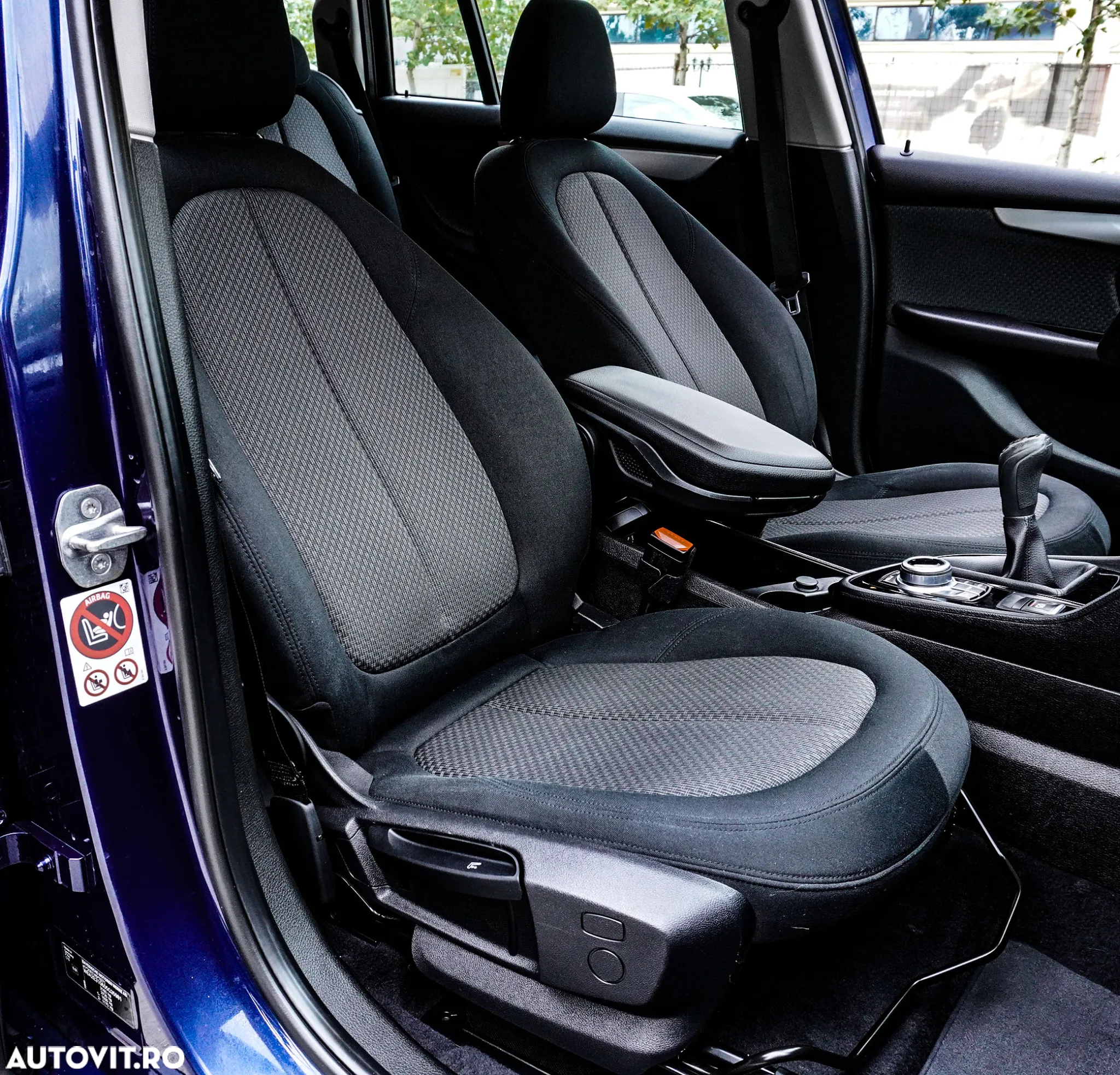 BMW Seria 2 216d Advantage - 15