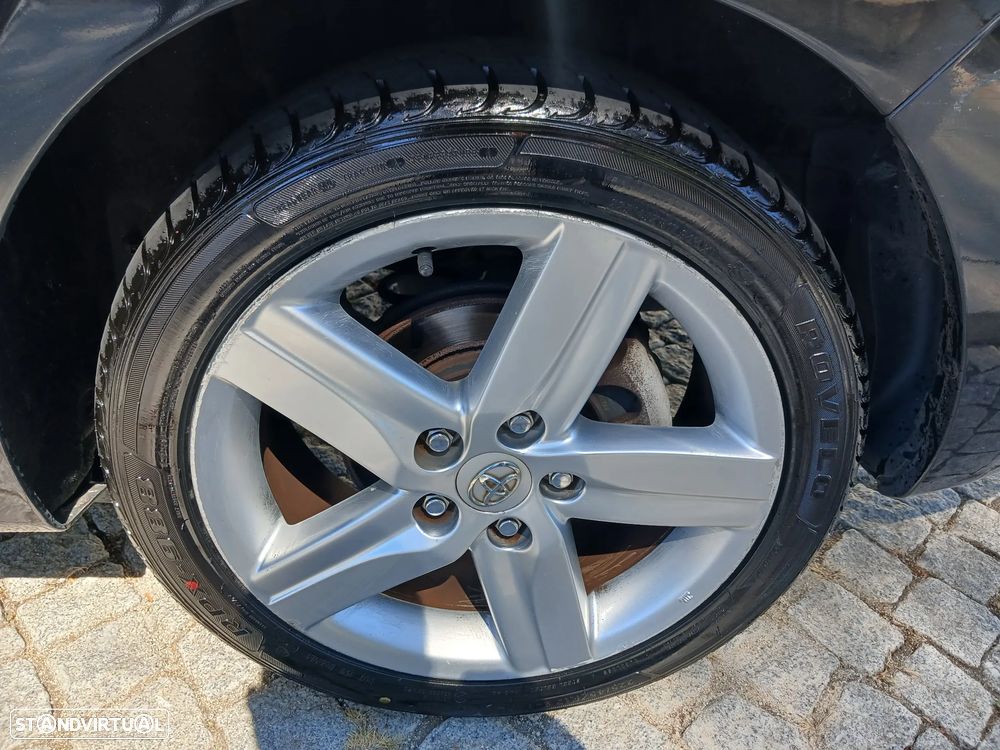 Toyota Auris Touring Sports 1.4 D-4D Com+P.Sport — fotografia 17