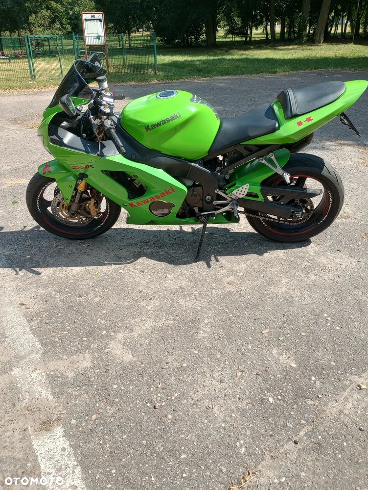 Kawasaki ZXR - 3