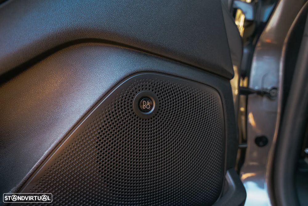 Ford Fiesta 1.5 EcoBoost S&S ST X - 27