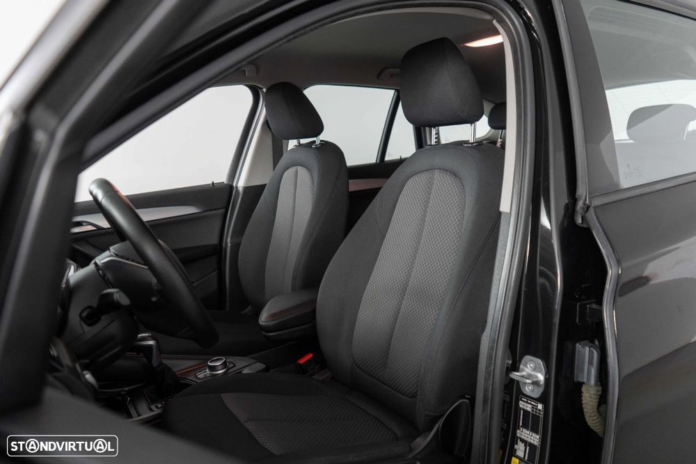 BMW X1 25 e xDrive Line Sport - 9
