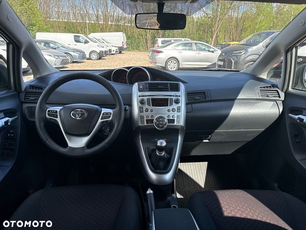 Toyota Verso 2.0 D-4D Premium 7os - 11