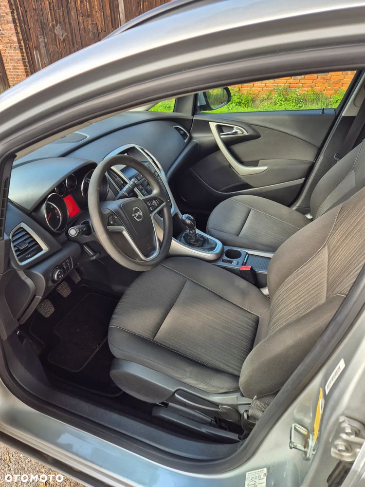 Opel Astra - 20