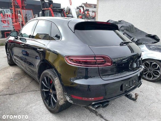 Porsche Macan Turbo PDK - 3