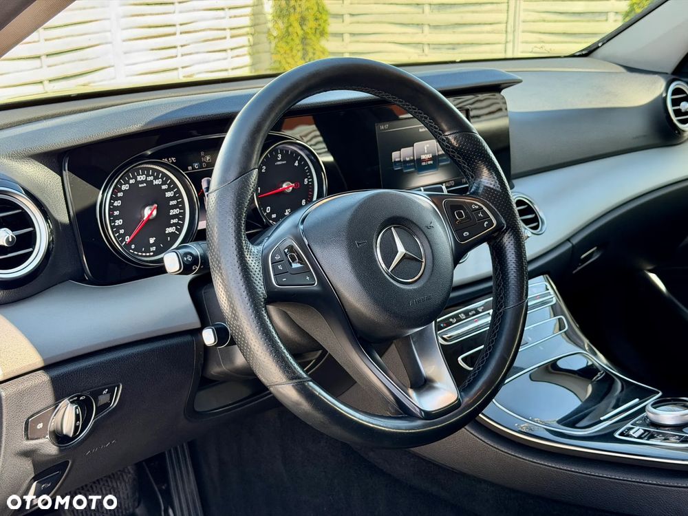 Mercedes-Benz Klasa E 200 d 9G-TRONIC Avantgarde - 10