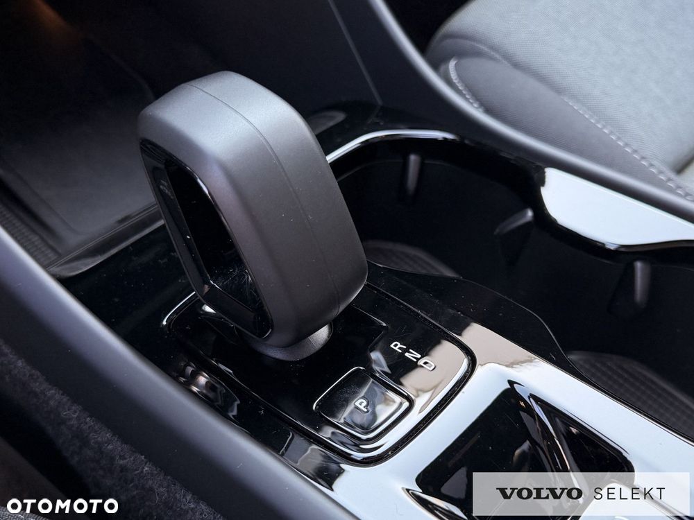 Volvo XC 40 - 22