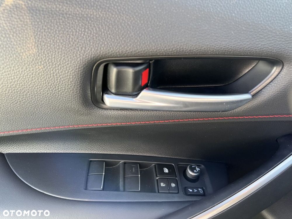 Toyota Corolla 1.8 Hybrid GR Sport - 25