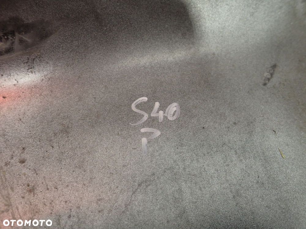 BŁOTNIK PRAWY PRZEDNI VOLVO S40 II - 9