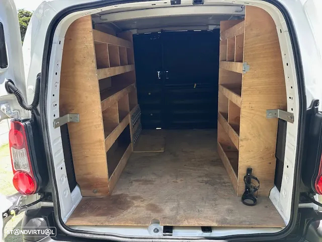 Citroën BERLINGO 3 LUG. CX.AUTOMÁTICA - 8