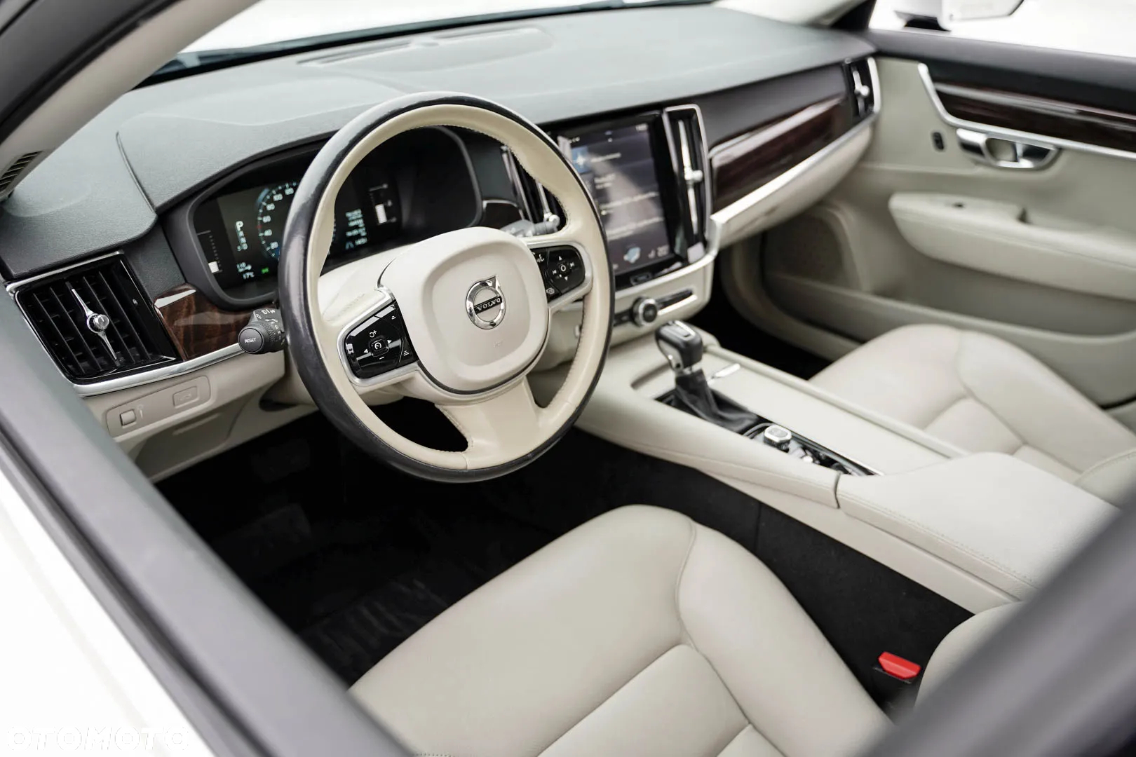 Volvo S90 T5 Inscription - 22