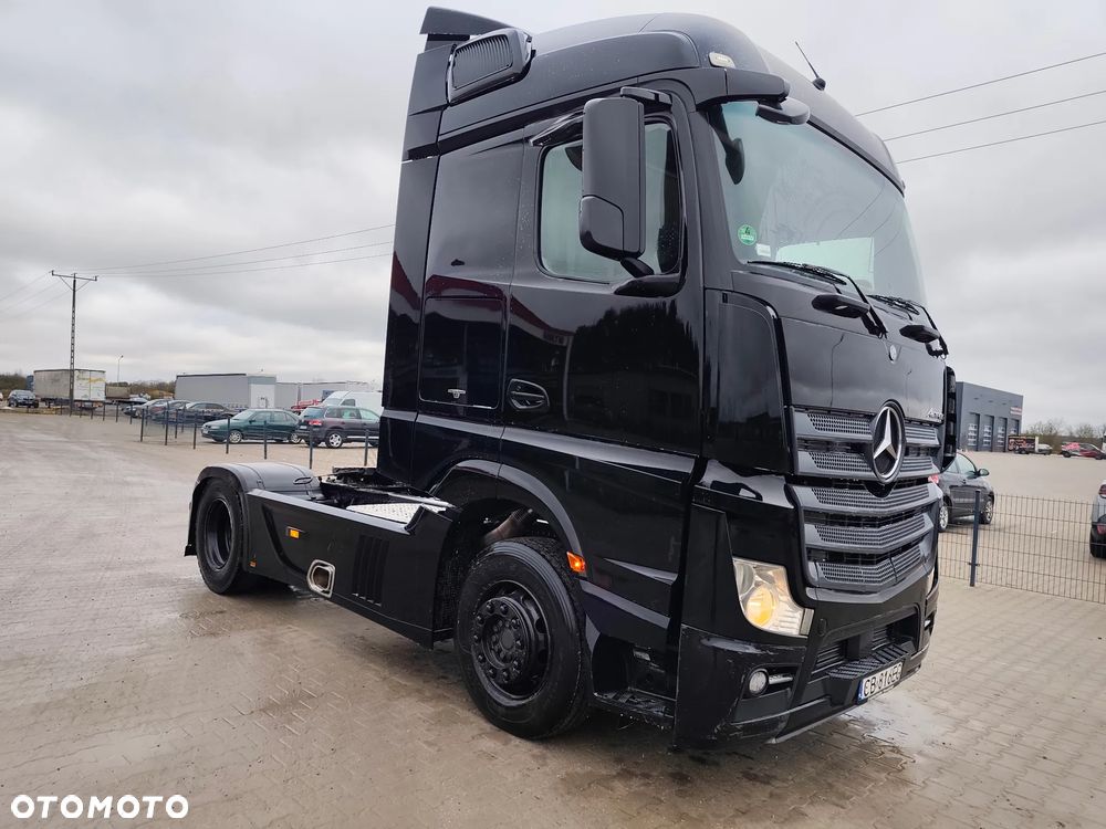 Mercedes-Benz Actros MP4 - 2