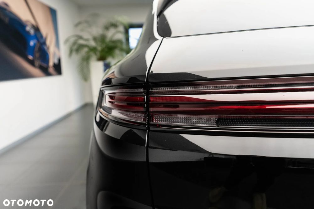 Porsche Cayenne E-Hybrid PHEV Black Edition - 35