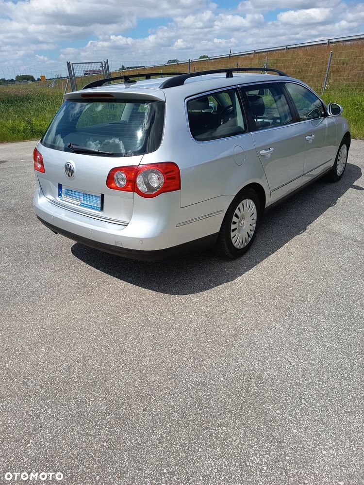 Volkswagen Passat - 14