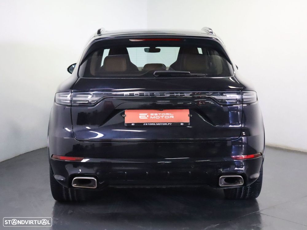 Porsche Cayenne Dakar 84 - 5