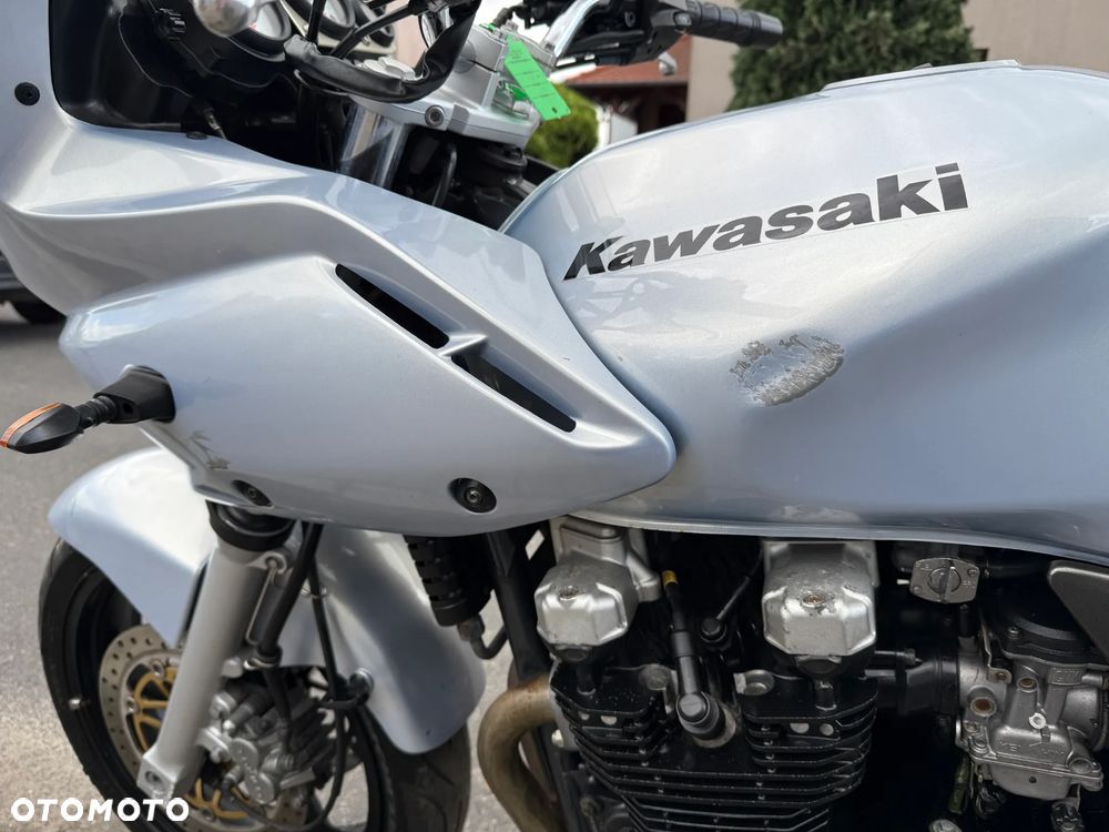 Kawasaki ZR - 17