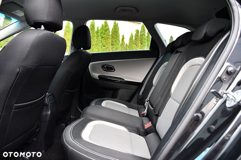 Kia Ceed 1.6 GDI ISG Platinum Edition - 21