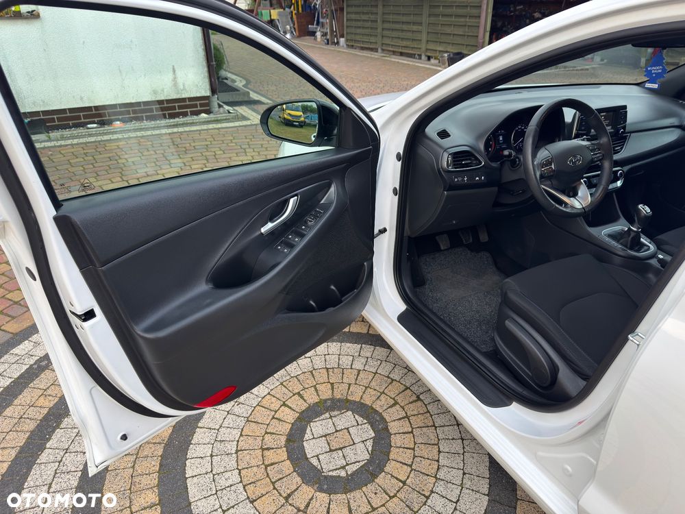 Hyundai i30 1.4 Passion Plus - 31