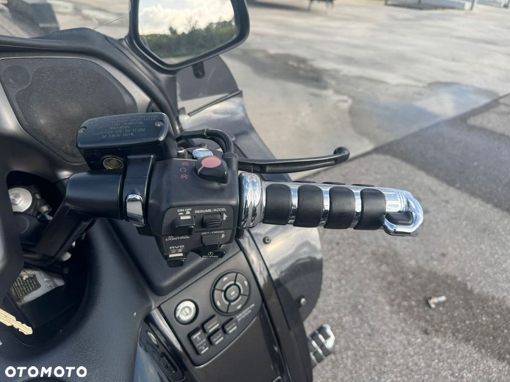 Honda GL - 33