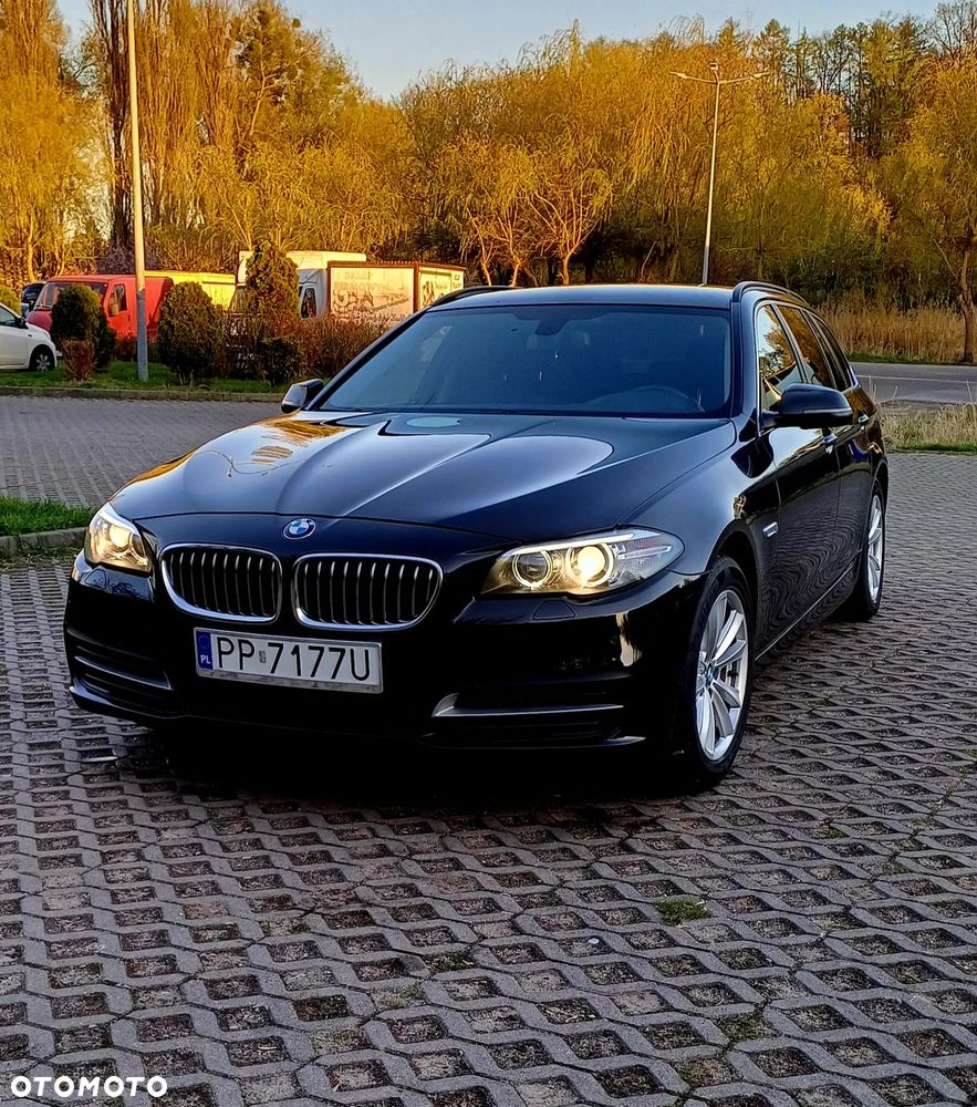 BMW Seria 5 520d xDrive Luxury Line - 9