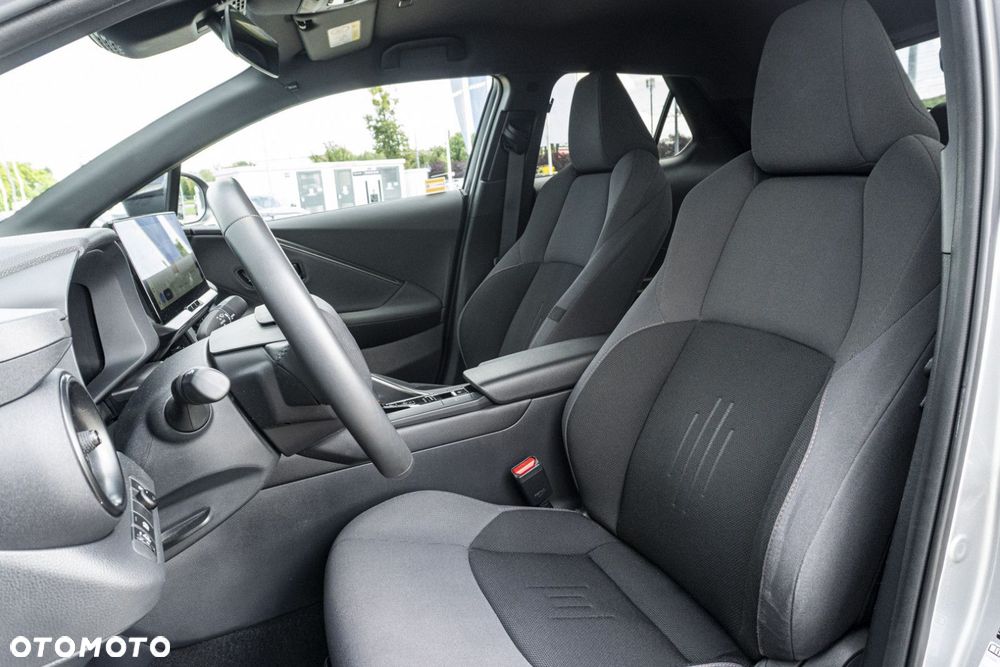Toyota C-HR - 10