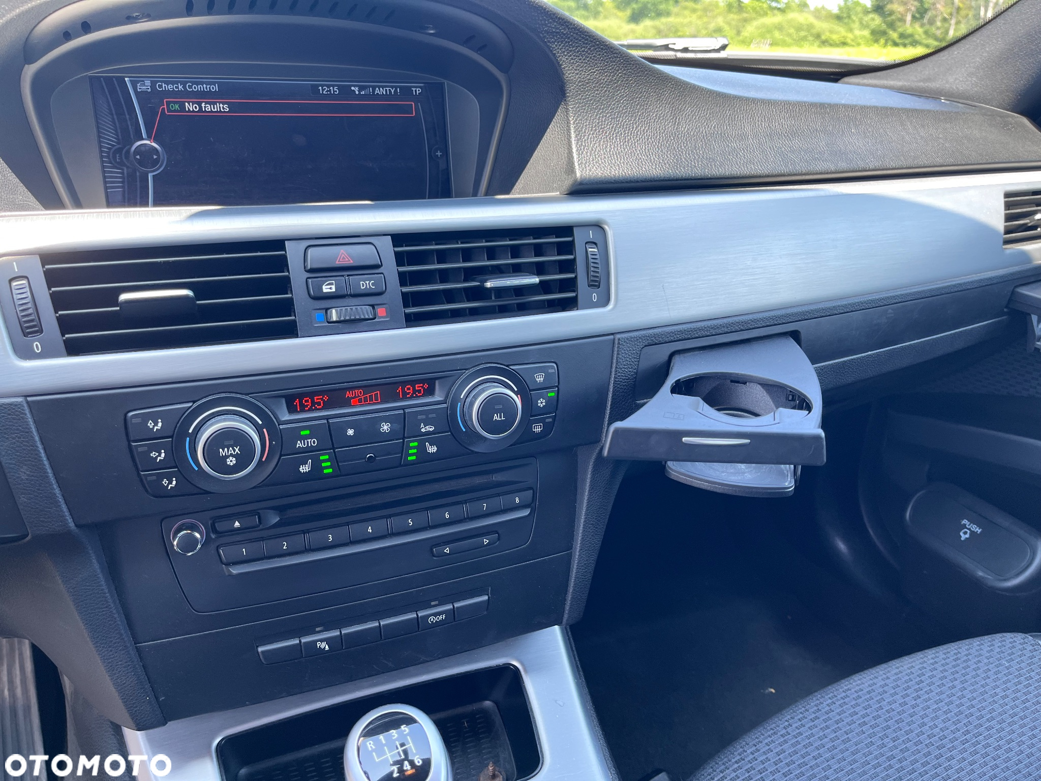 BMW Seria 3 318d Touring - 19