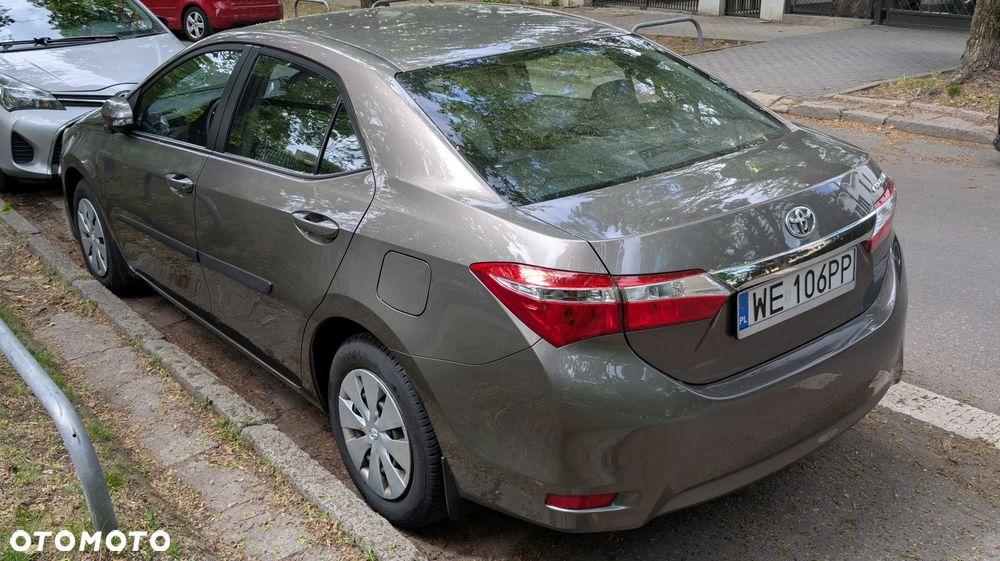 Toyota Corolla 1.6 Active - 5