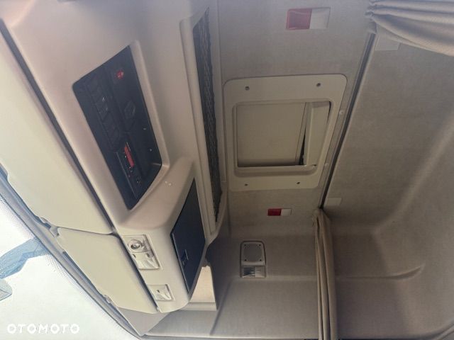 Renault PREMIUM 460 dxi eeV Standard AUTOMAT 2014ROK - 16