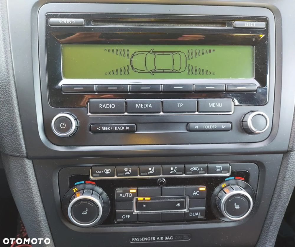 Volkswagen Golf 1.6 Comfortline - 11