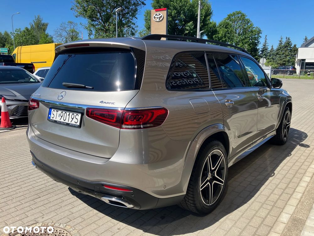Mercedes-Benz GLS - 11