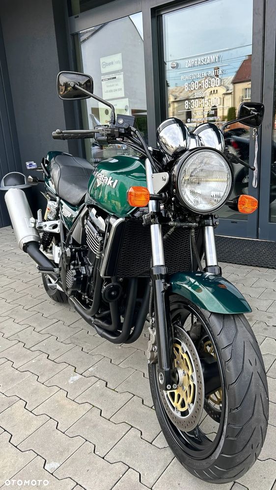 Kawasaki ZRX - 22