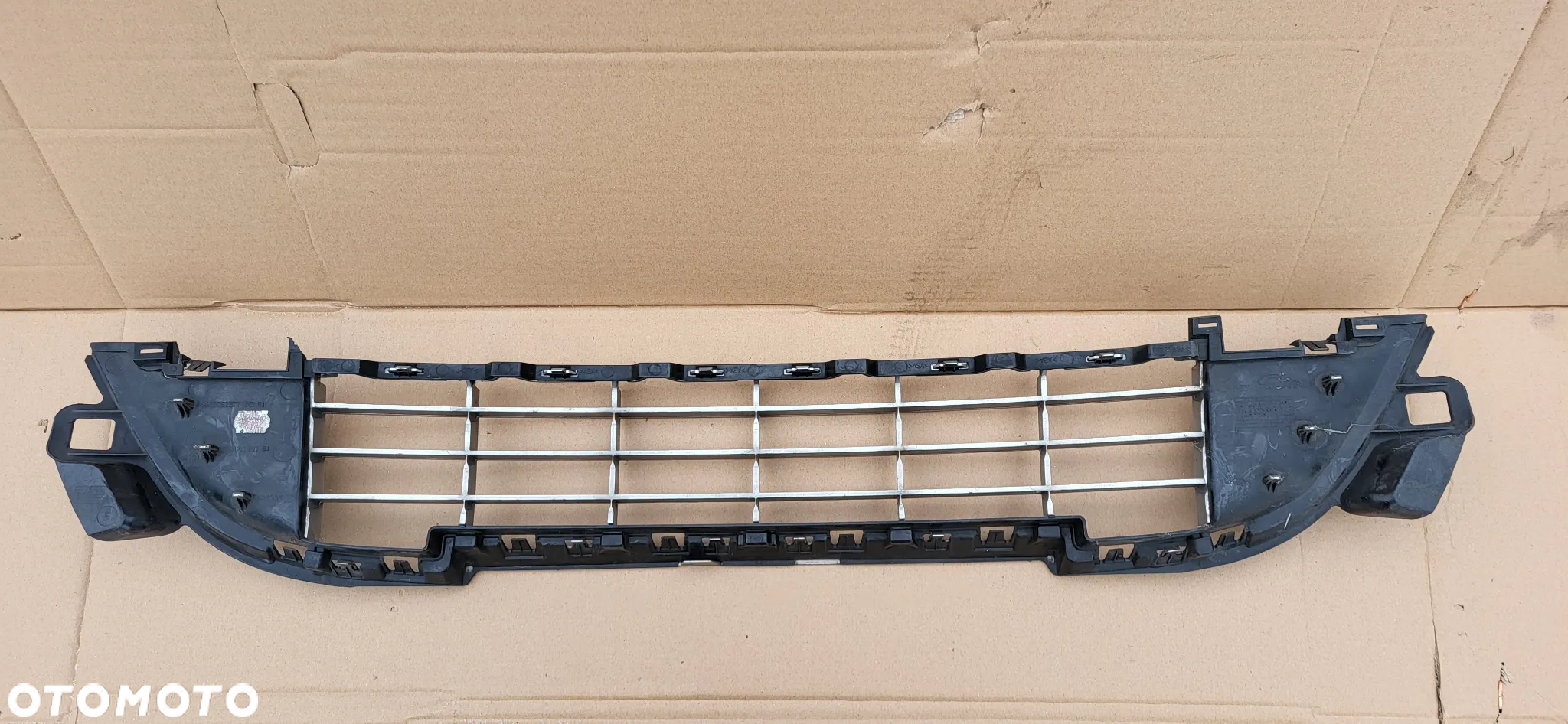 KRATKA ZDERZAKA PRZOD PEUGEOT 207 CC LIFT - 5