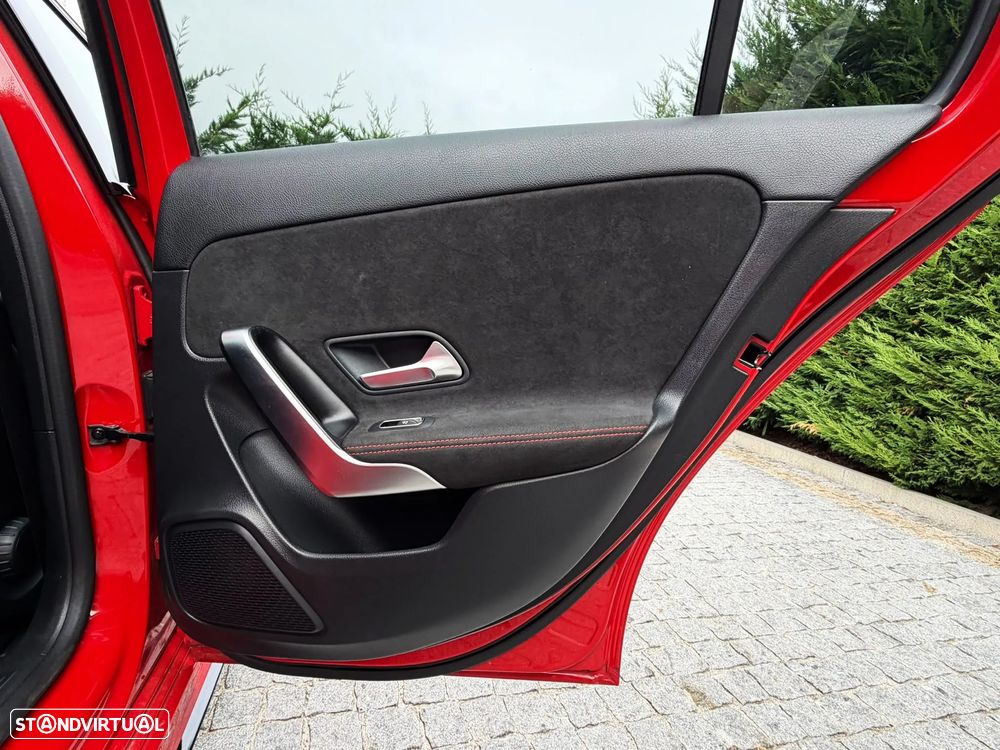 Mercedes-Benz A 180 d 7G-DCT AMG Line - 28