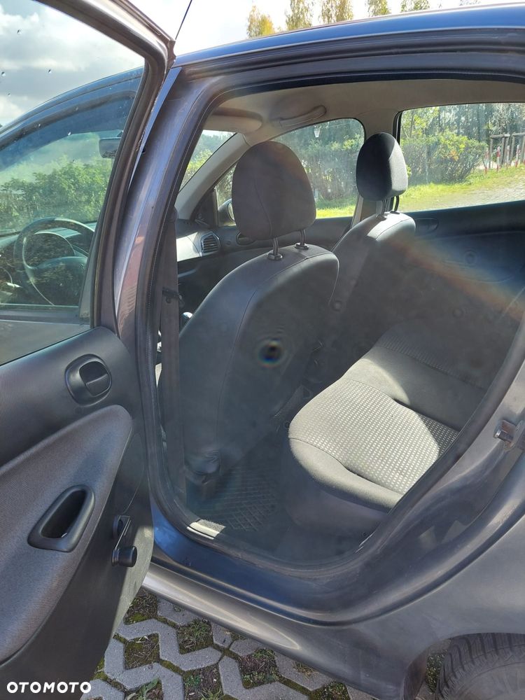 Peugeot 206 plus - 17