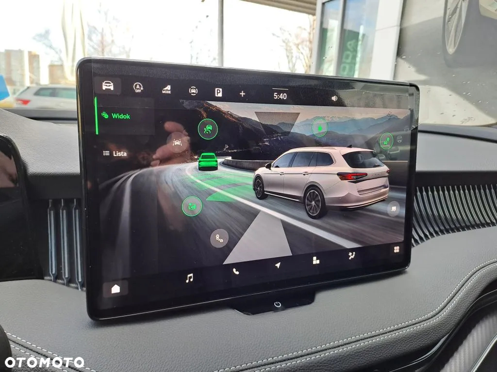 Skoda Superb 2.0 TSI Sportline DSG - 20