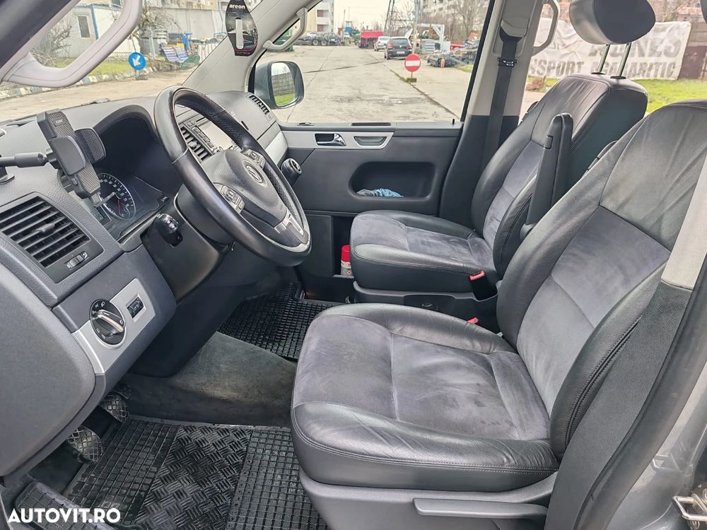 Volkswagen Multivan - 10