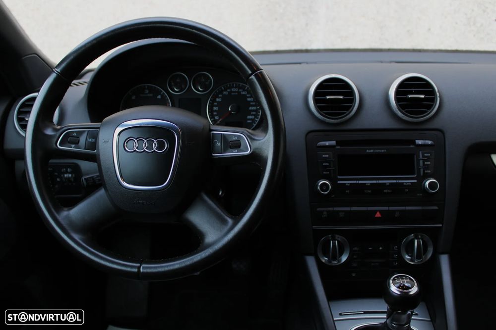 Audi A3 Cabrio 1.6 TDi Sport - 23