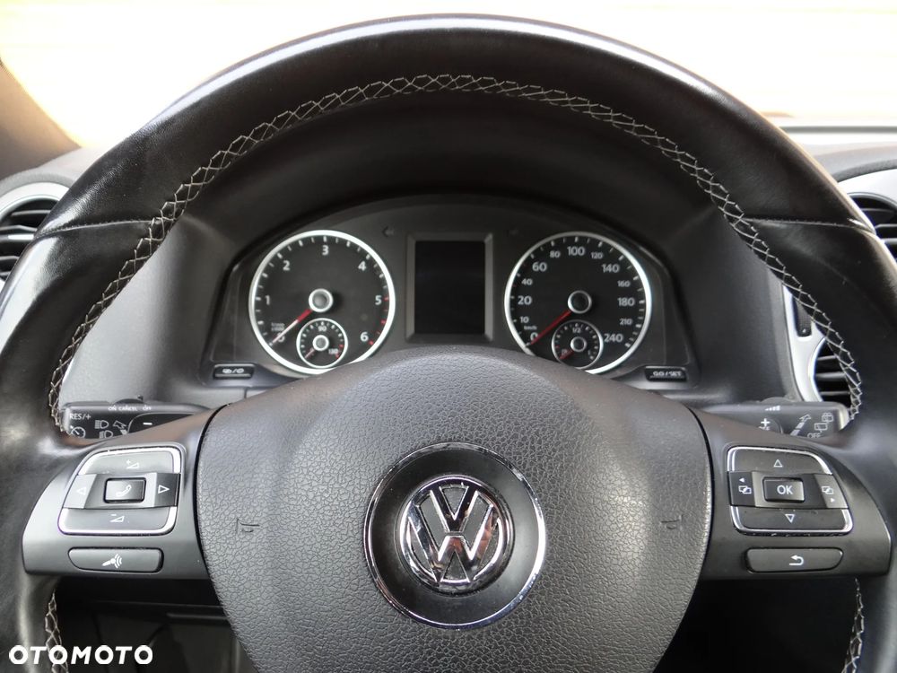 Volkswagen Tiguan 2.0 TDI SCR 4MOTION BlueMotion Technology DSG Lounge Sport & Style - 15