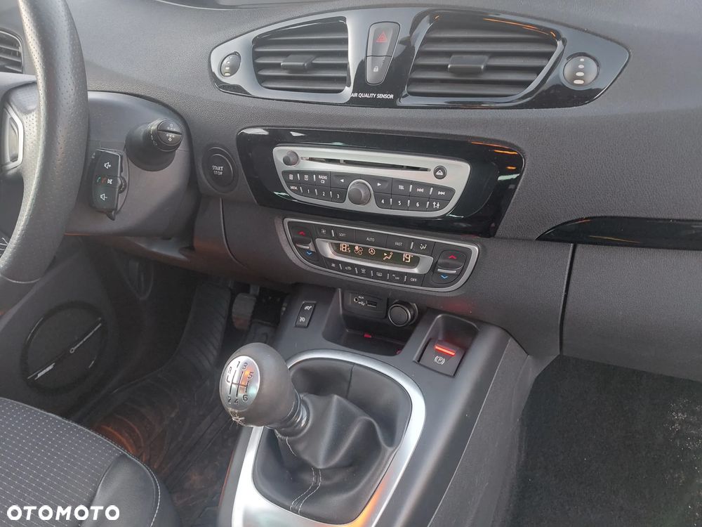 Renault Grand Scenic dCi 130 FAP Start & Stop Bose Edition - 17