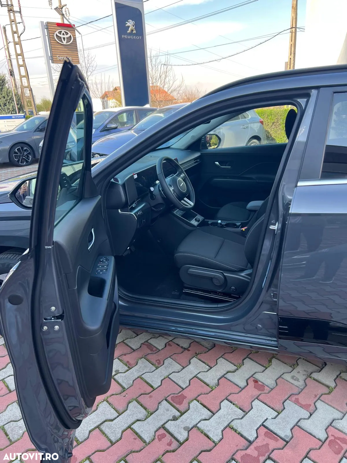 Hyundai KONA - 9
