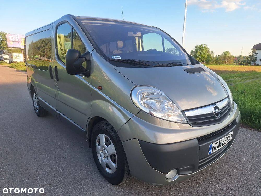 Opel Vivaro - 2