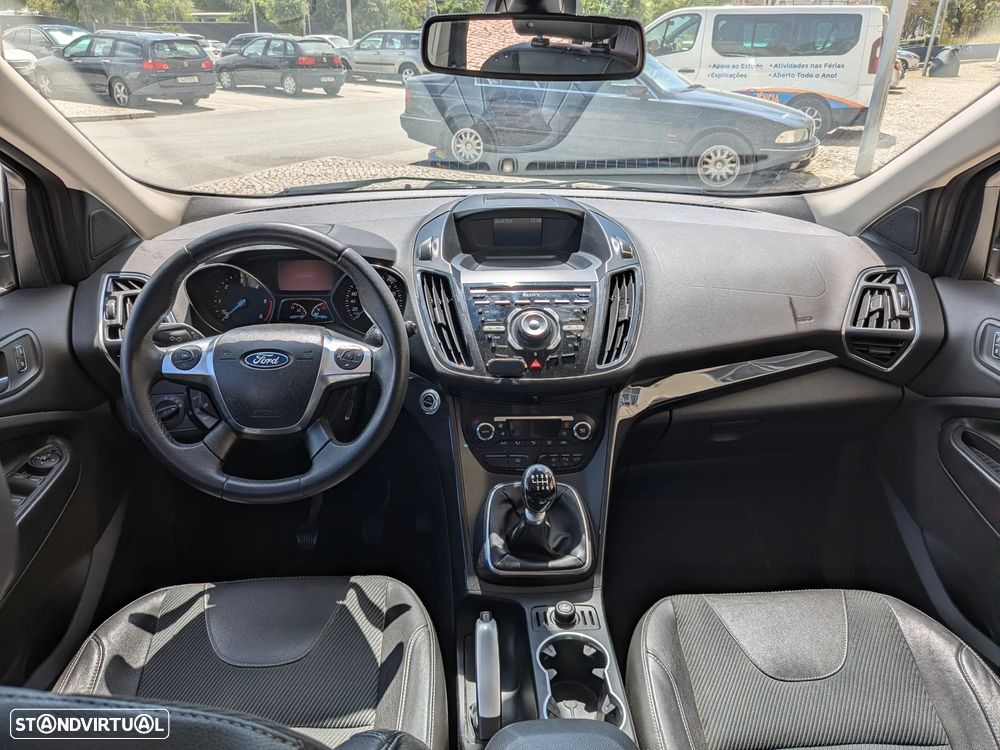 Ford Kuga 2.0 TDCi Titanium - 8