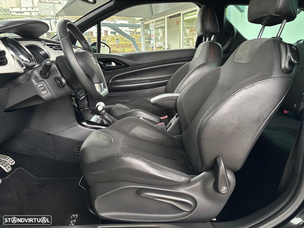 Citroën DS3 1.6 e-HDi So Chic - 5
