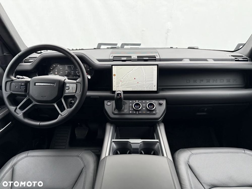 Land Rover Defender 110 D300 X-Dynamic HSE - 10