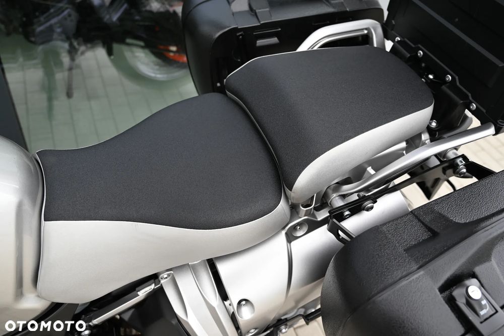 Yamaha Super Tenere - 33