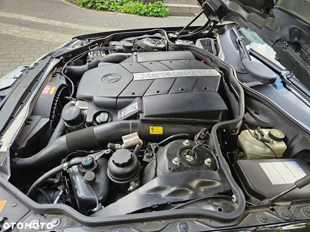Mercedes-Benz SL 500 7G-TRONIC - 32