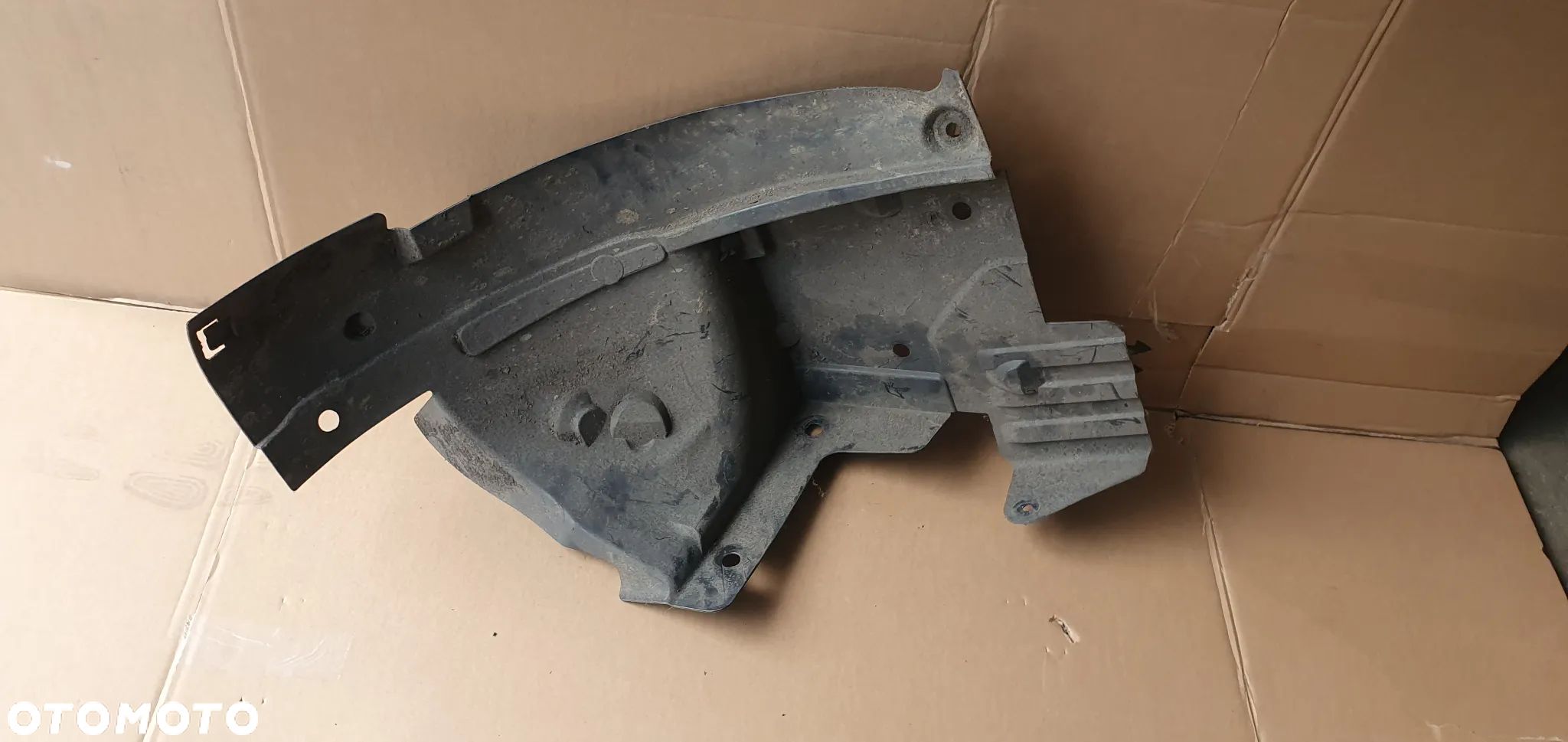 Nadkole lewy przód przednie lewe Opel Vivaro B Trafic III 93867897 638437451R - 1