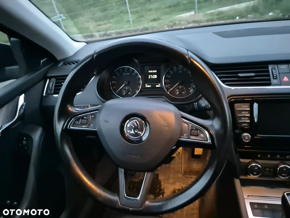 Skoda Octavia 2.0 TDI DSG Style - 9